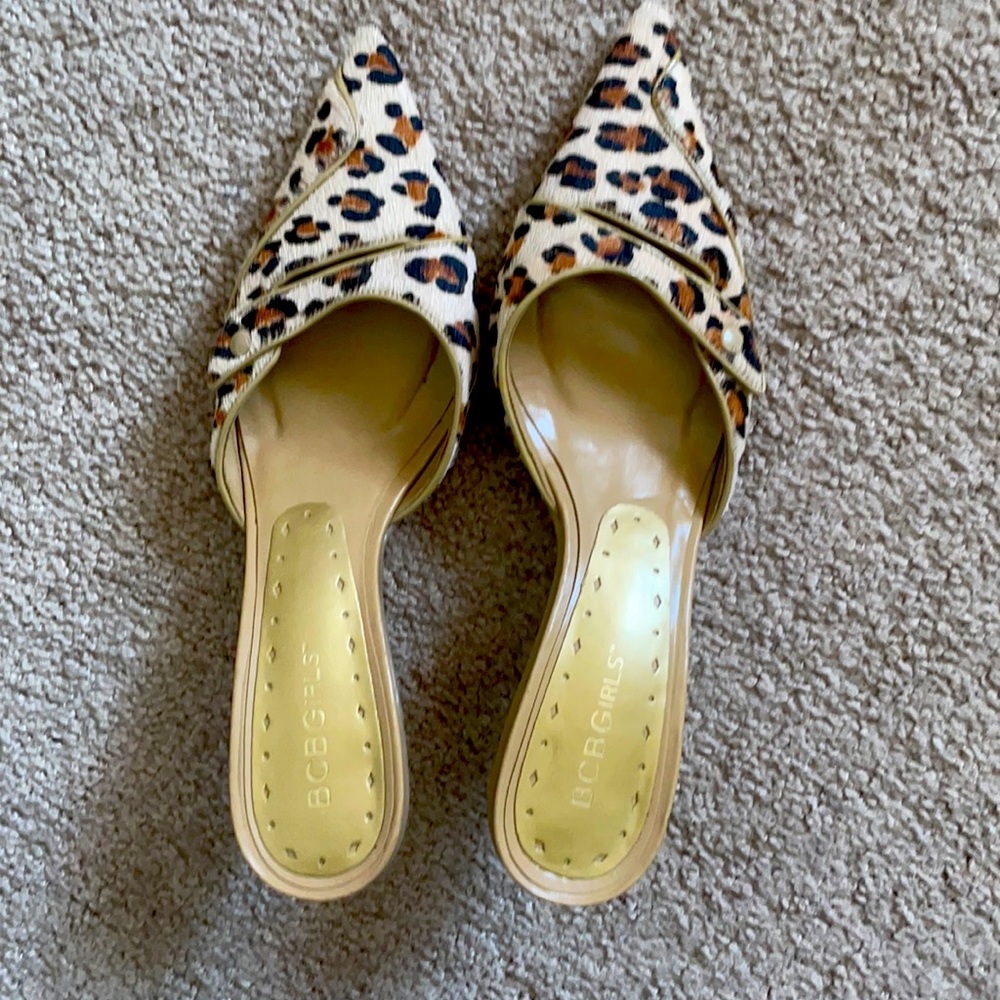 BCBG animal print kitten mules